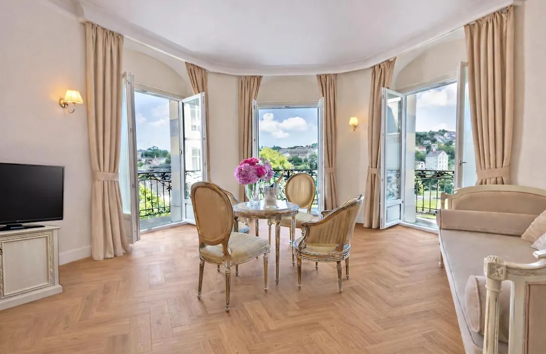 Grand Hotel Moderne-1